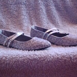 Torrid Gray and Silver Cozy Flats